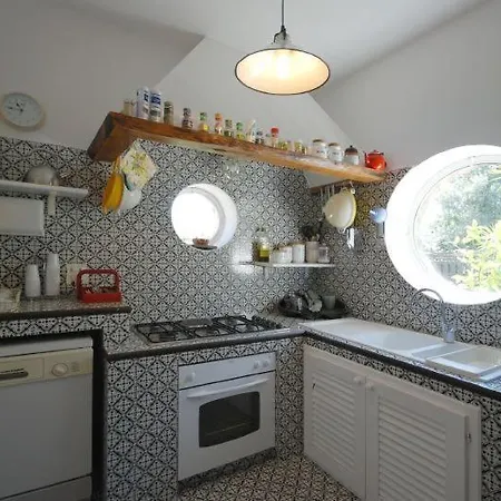 Sorrento Sleeps 9 Air Con Villa Massa Lubrense